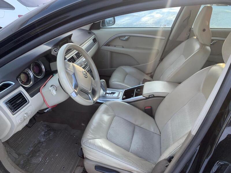 Volvo V70 vaihtoauto