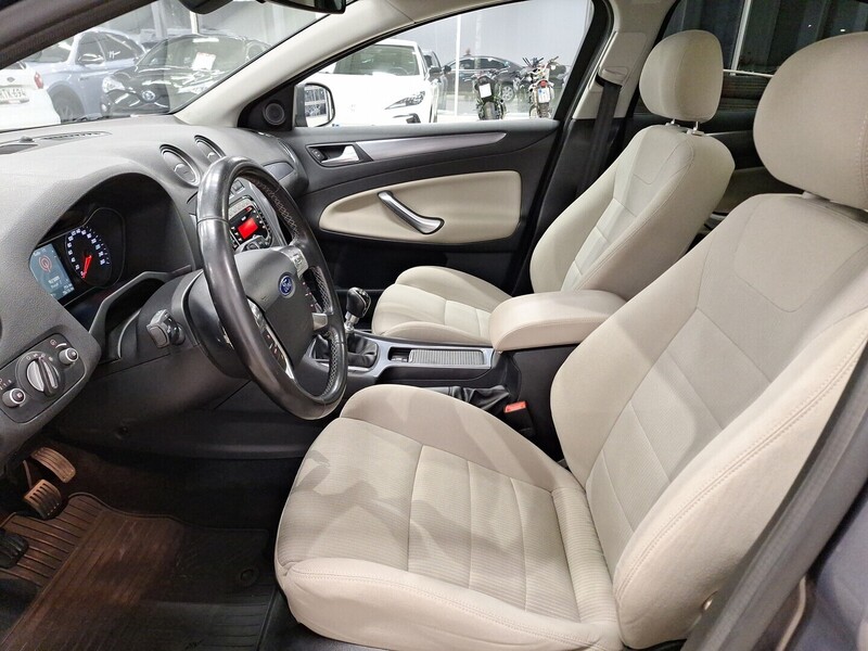 Ford Mondeo vaihtoauto