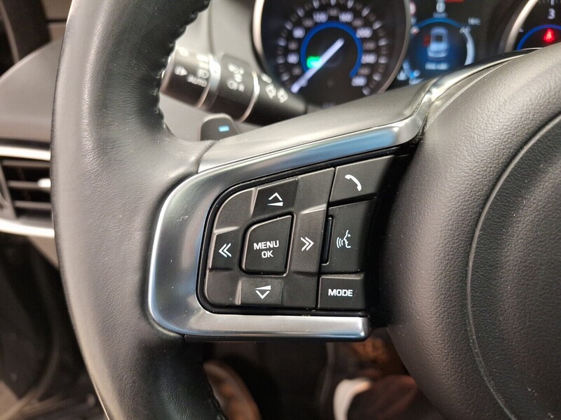 Jaguar F-PACE vaihtoauto