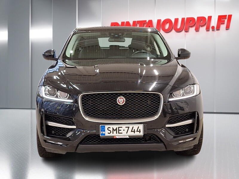 Jaguar F-PACE vaihtoauto