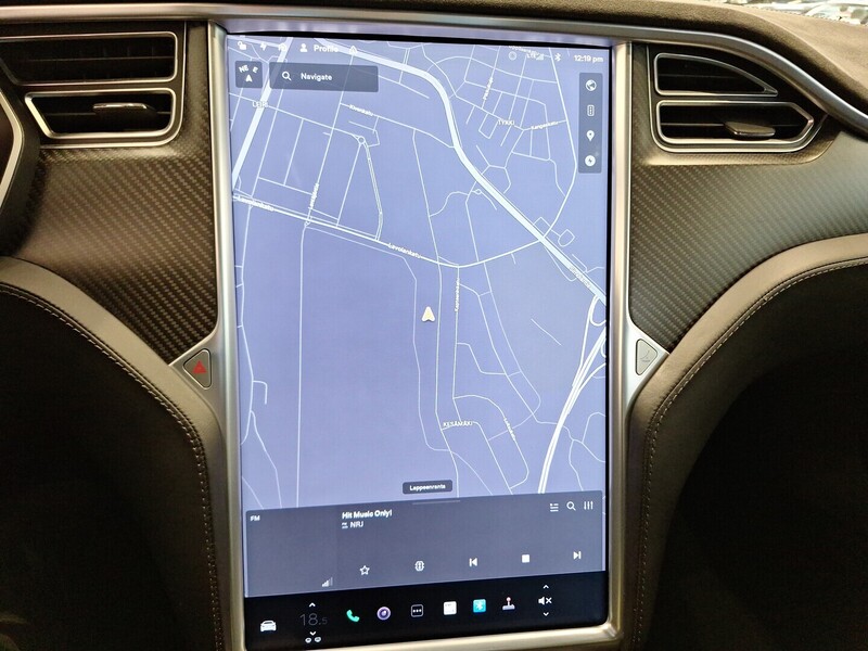 Tesla Model S vaihtoauto