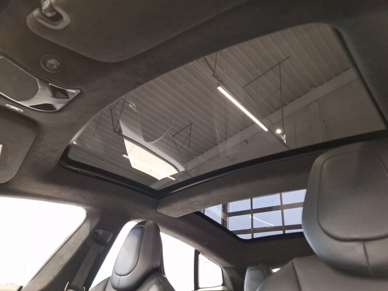 Tesla Model S vaihtoauto