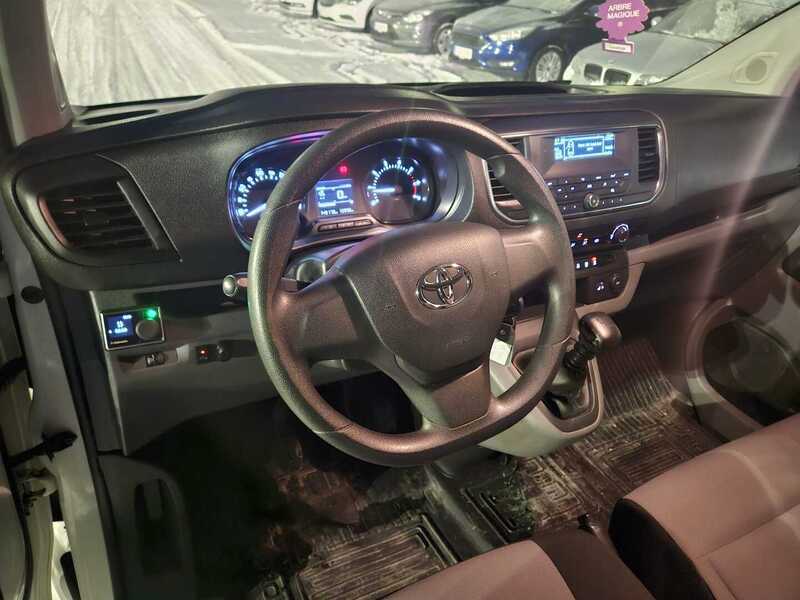 Toyota Proace Verso vaihtoauto