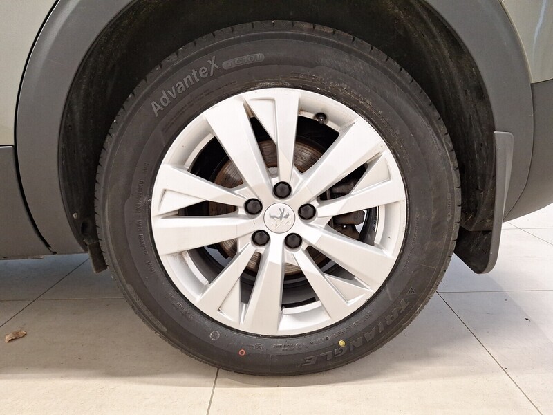 Peugeot 5008 vaihtoauto