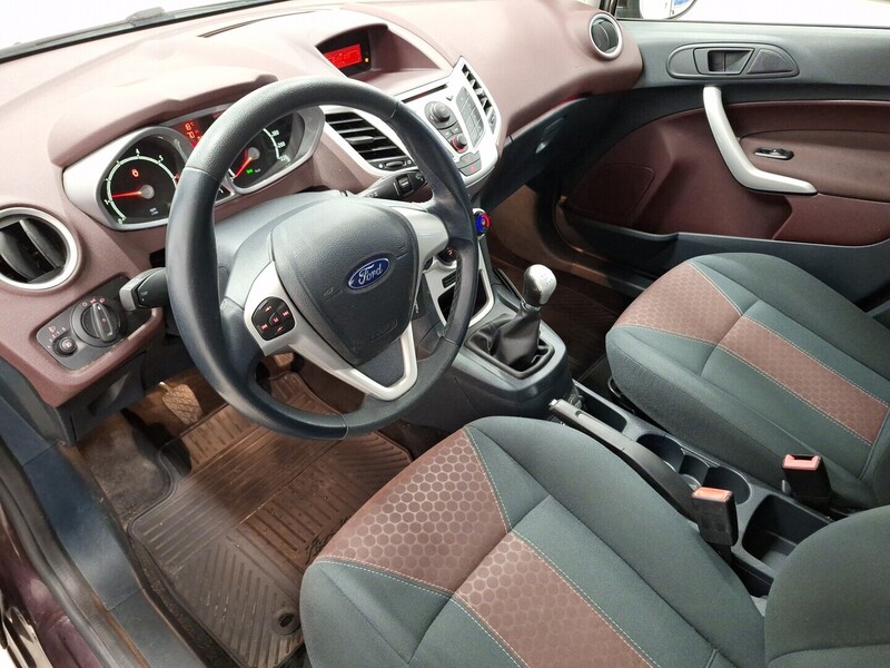 Ford Fiesta vaihtoauto