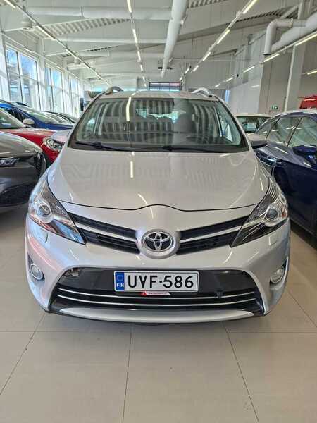 Toyota Verso vaihtoauto