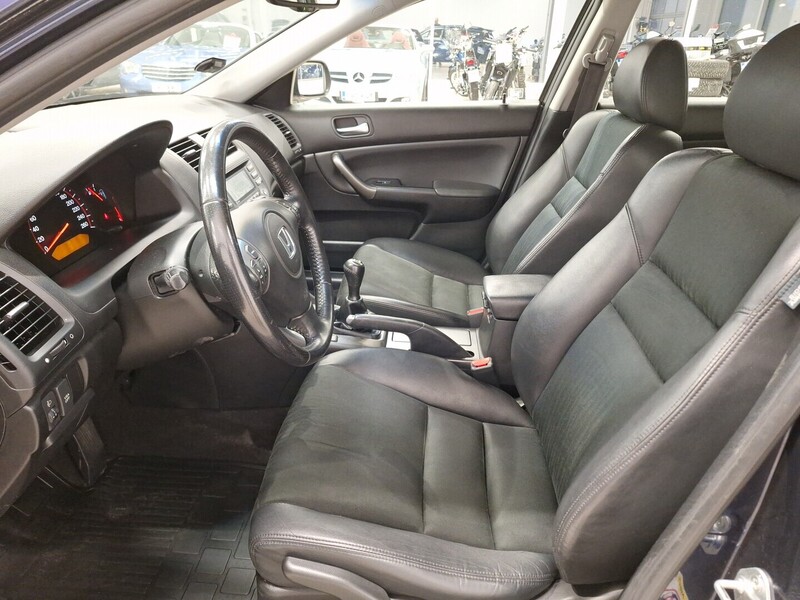 Honda Accord vaihtoauto