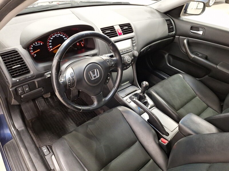 Honda Accord vaihtoauto