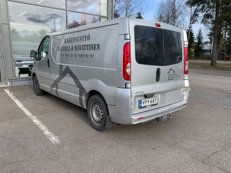 Opel Vivaro vaihtoauto