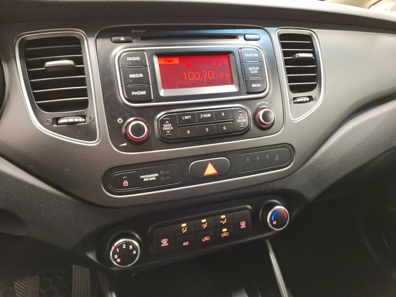 Kia Carens vaihtoauto