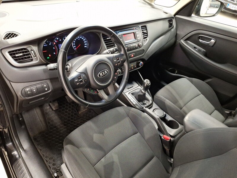 Kia Carens vaihtoauto