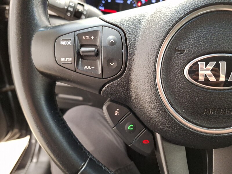 Kia Carens vaihtoauto