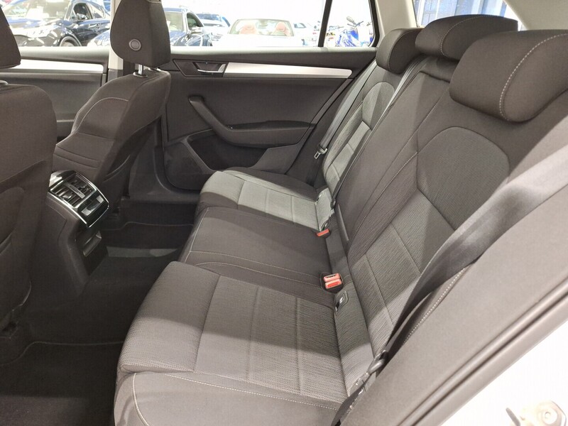 Skoda Superb vaihtoauto