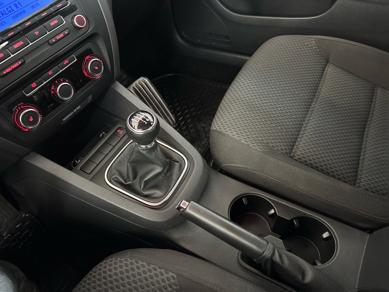 Volkswagen Jetta vaihtoauto