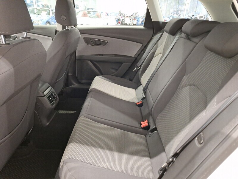 SEAT Leon ST vaihtoauto