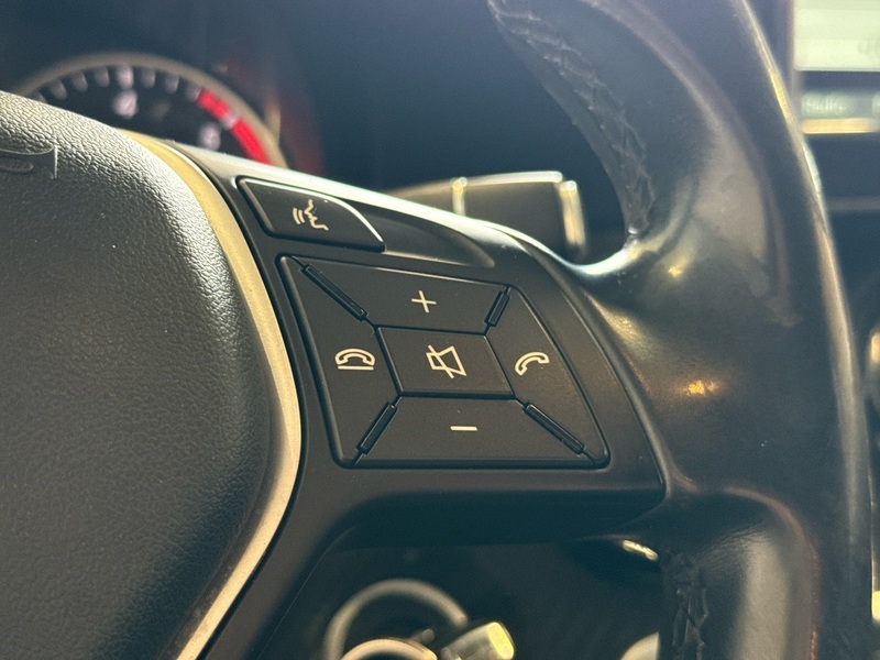 Mercedes-Benz GLA vaihtoauto