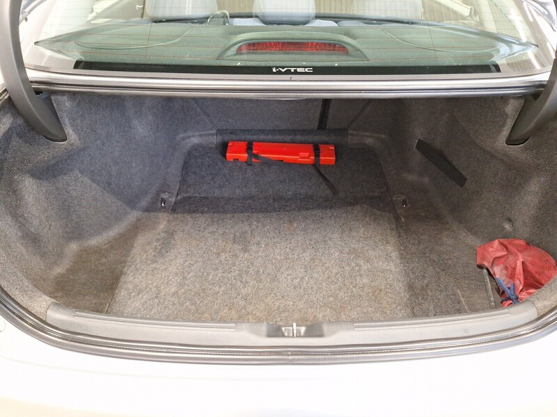 Honda Accord vaihtoauto