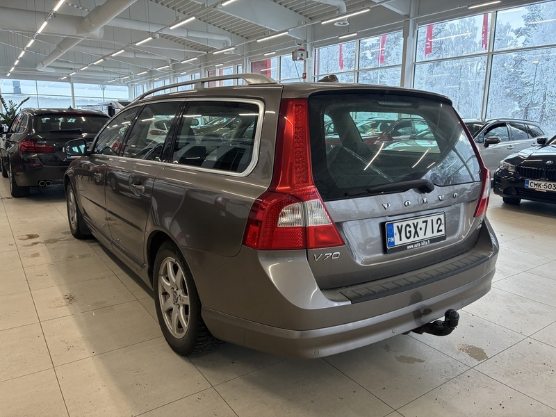 Volvo V70 vaihtoauto