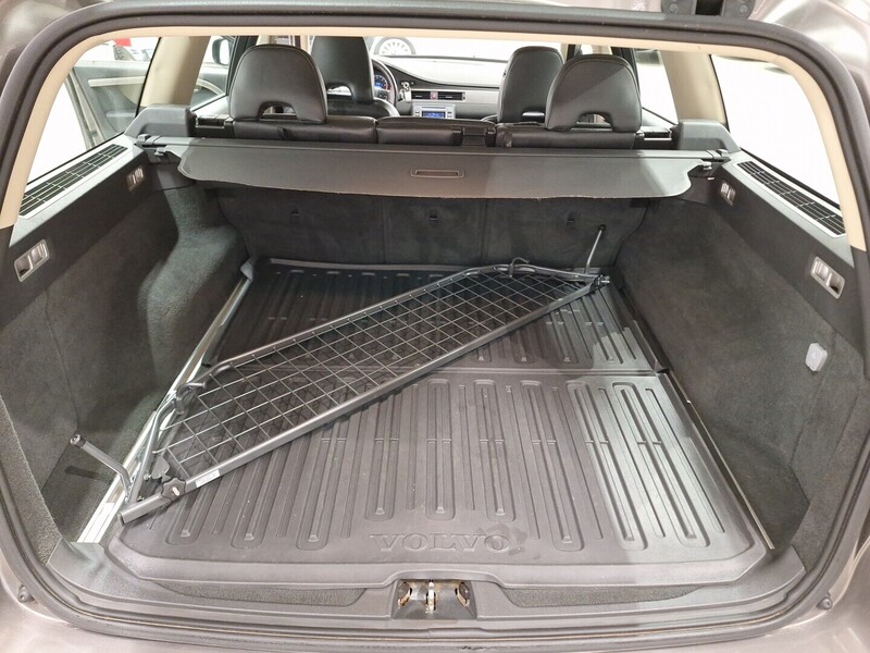 Volvo V70 vaihtoauto