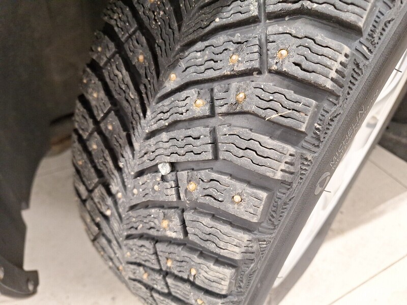 Volvo V70 vaihtoauto