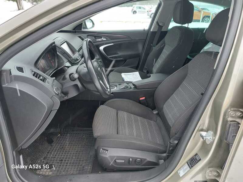 Opel Insignia vaihtoauto