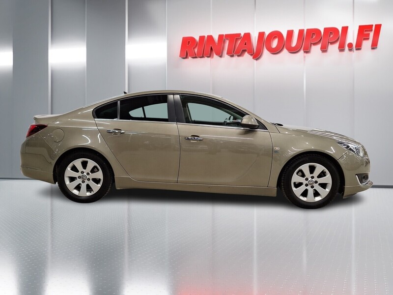 Opel Insignia vaihtoauto