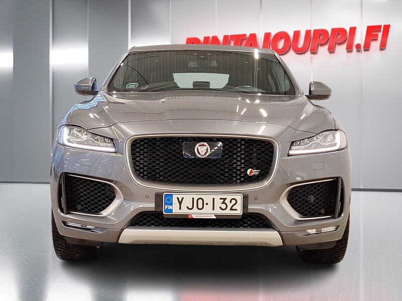 Jaguar F-PACE vaihtoauto