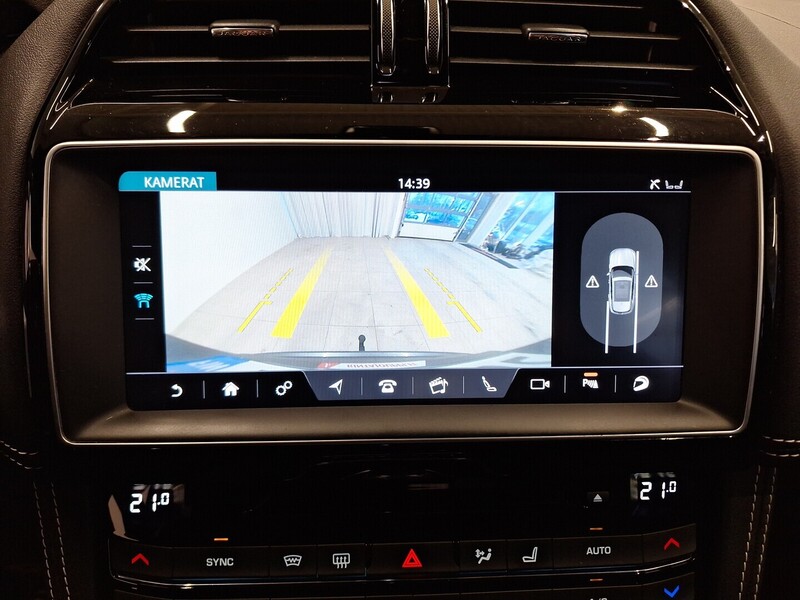 Jaguar F-PACE vaihtoauto