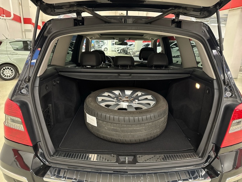 Mercedes-Benz GLK vaihtoauto