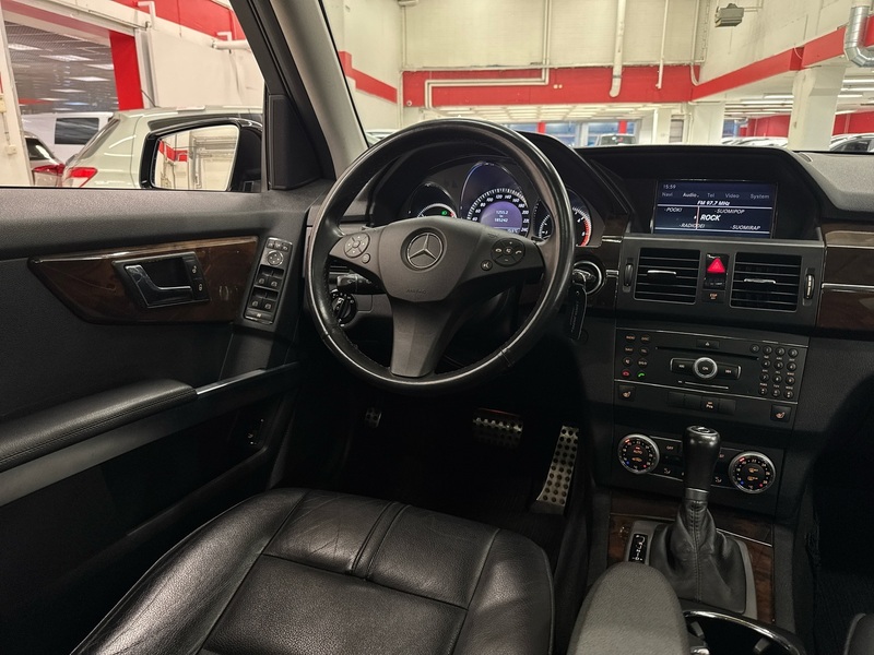 Mercedes-Benz GLK vaihtoauto