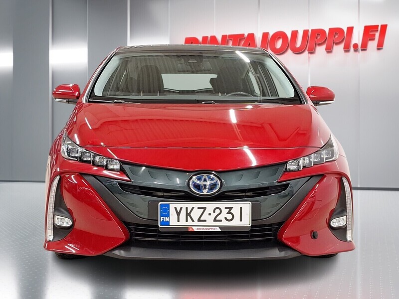 Toyota Prius Plug-in vaihtoauto