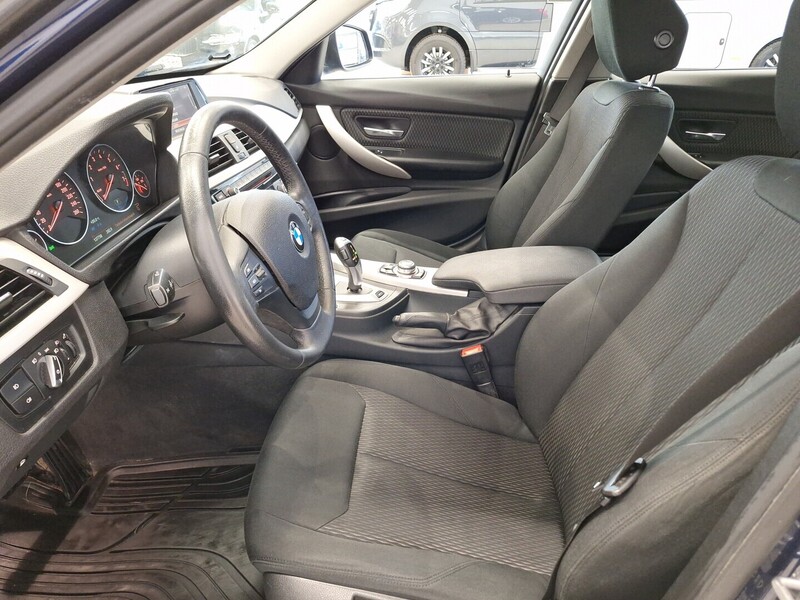 BMW 330 vaihtoauto