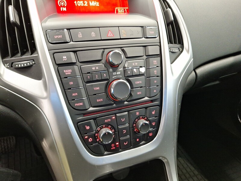 Opel Astra vaihtoauto