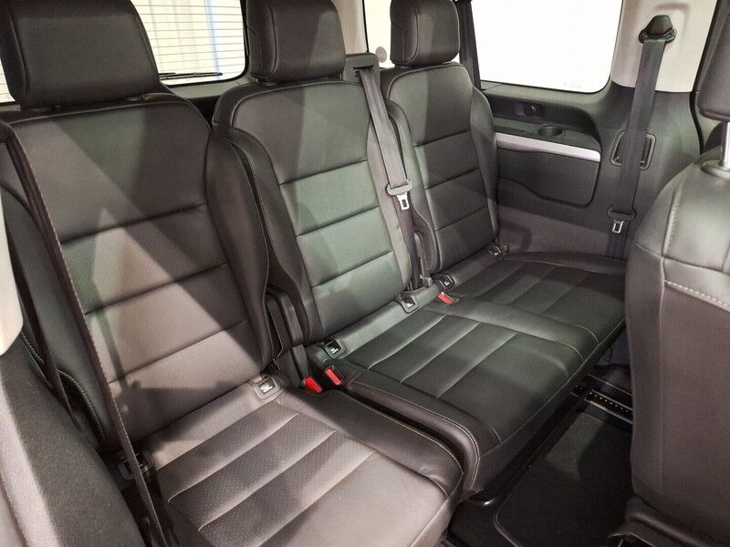 Peugeot e-Traveller vaihtoauto