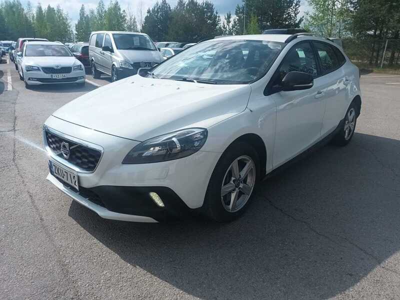 Volvo V40 Cross Country vaihtoauto