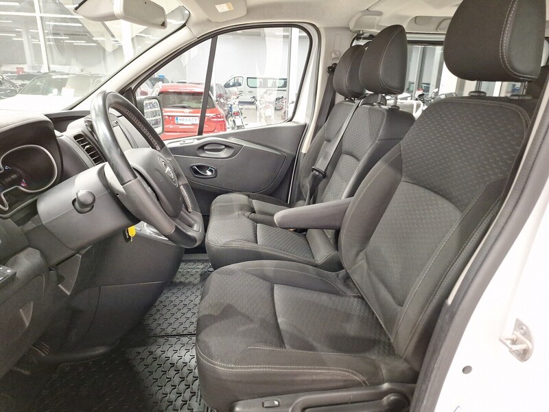 Opel Vivaro vaihtoauto