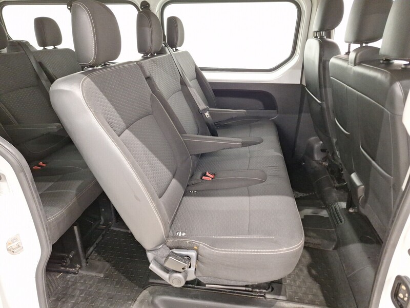 Opel Vivaro vaihtoauto