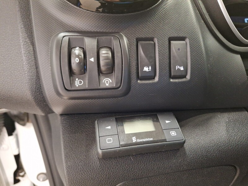 Opel Vivaro vaihtoauto