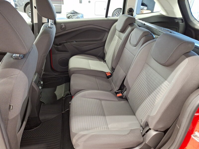 Ford Grand C-MAX vaihtoauto