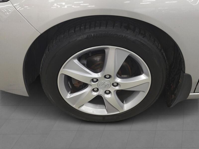 Honda Accord vaihtoauto