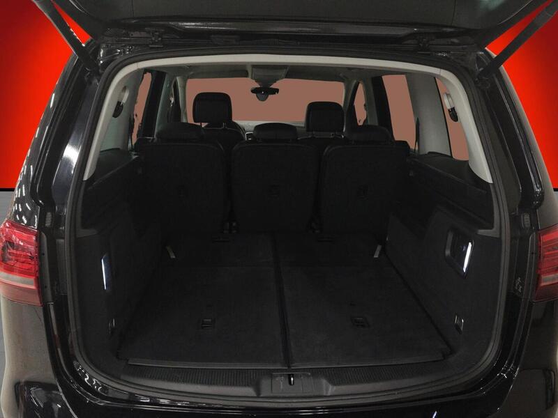 Volkswagen Sharan vaihtoauto