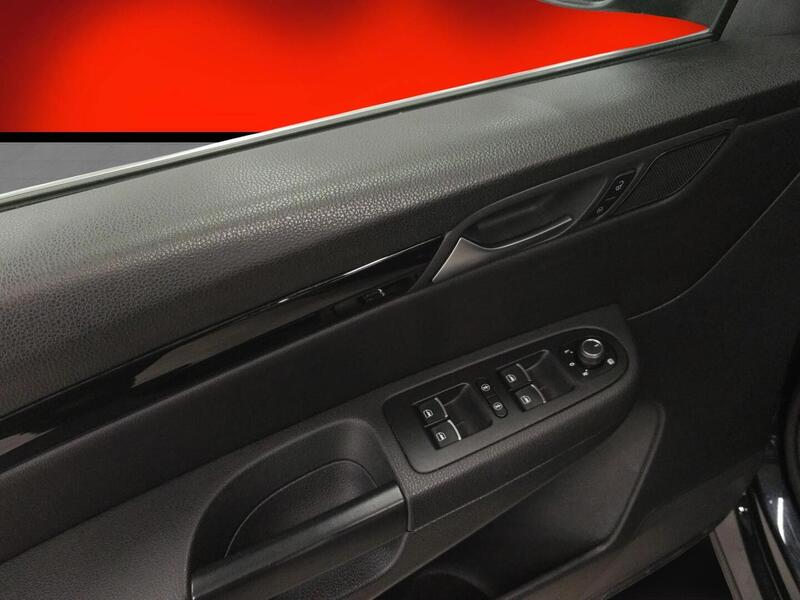 Volkswagen Sharan vaihtoauto