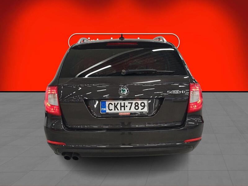 Skoda Superb vaihtoauto