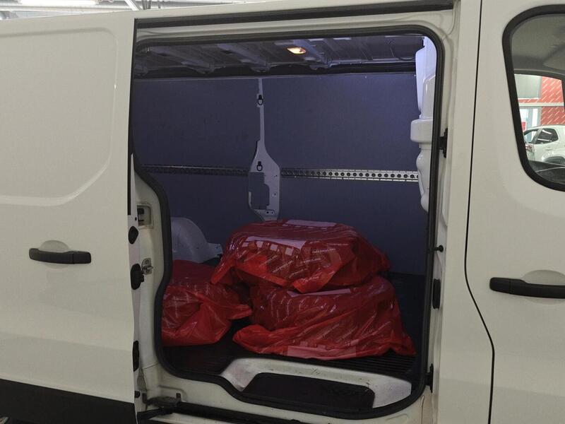 Renault Trafic vaihtoauto