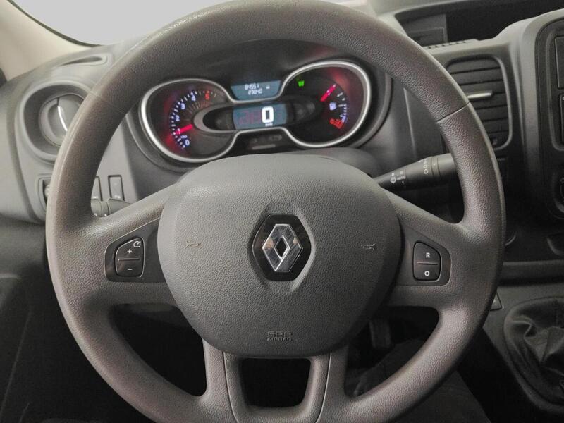 Renault Trafic vaihtoauto