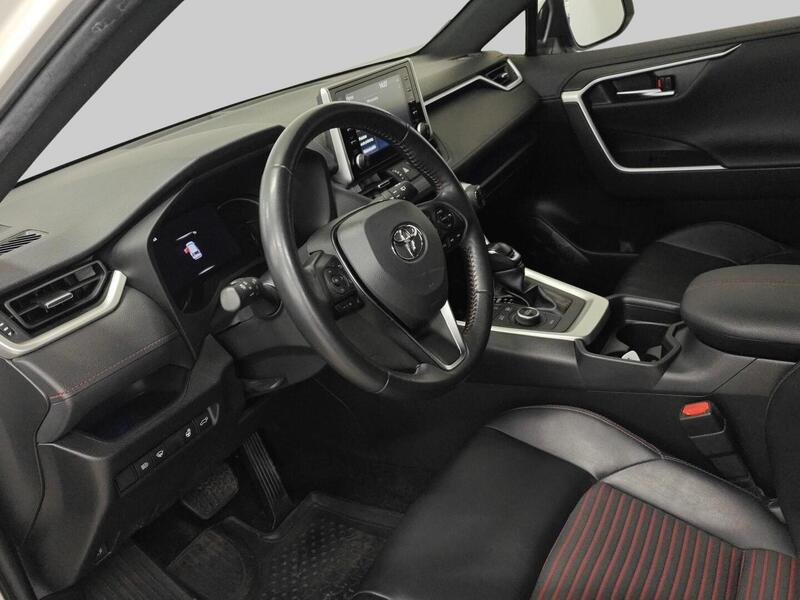 Toyota RAV4 vaihtoauto