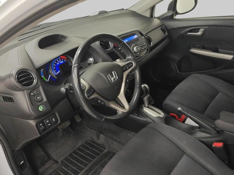 Honda Insight vaihtoauto