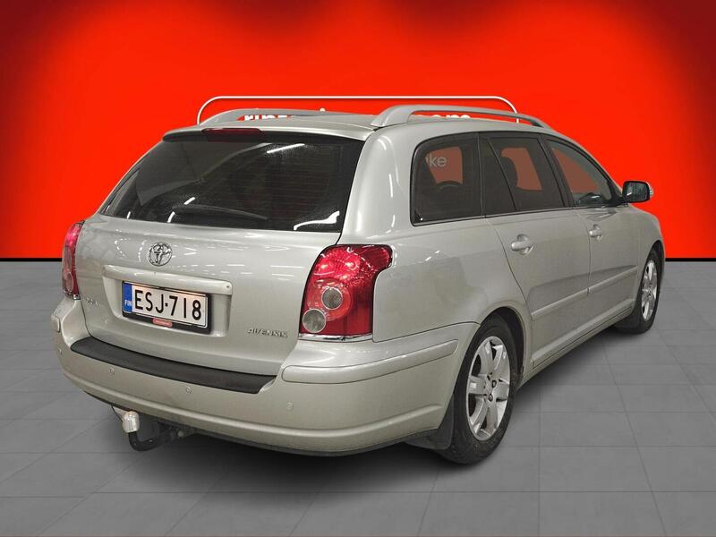 Toyota Avensis vaihtoauto