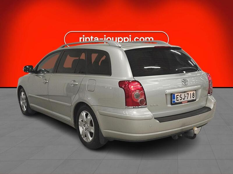 Toyota Avensis vaihtoauto