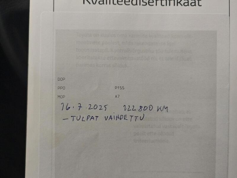 Toyota Avensis vaihtoauto